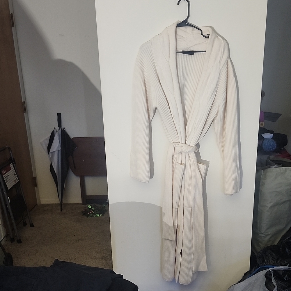 Cozy Cream Women's Knit Robe